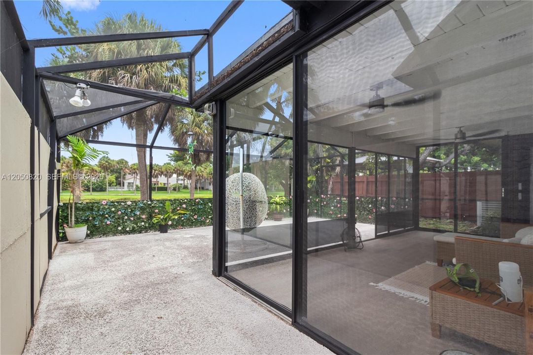 For Sale: $644,900 (3 beds, 2 baths, 1414 Square Feet)