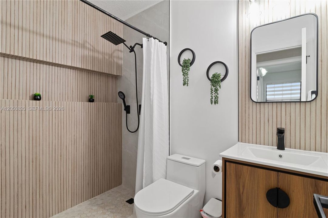 For Sale: $644,900 (3 beds, 2 baths, 1414 Square Feet)