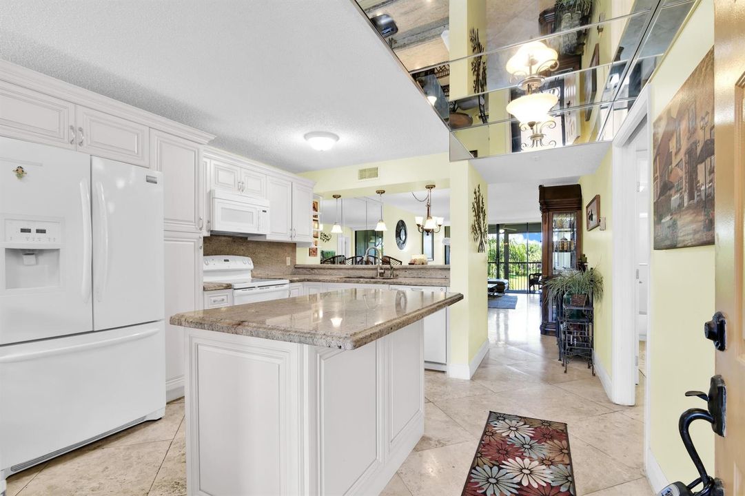 5734 Coral Lake Dr, Margate - 19