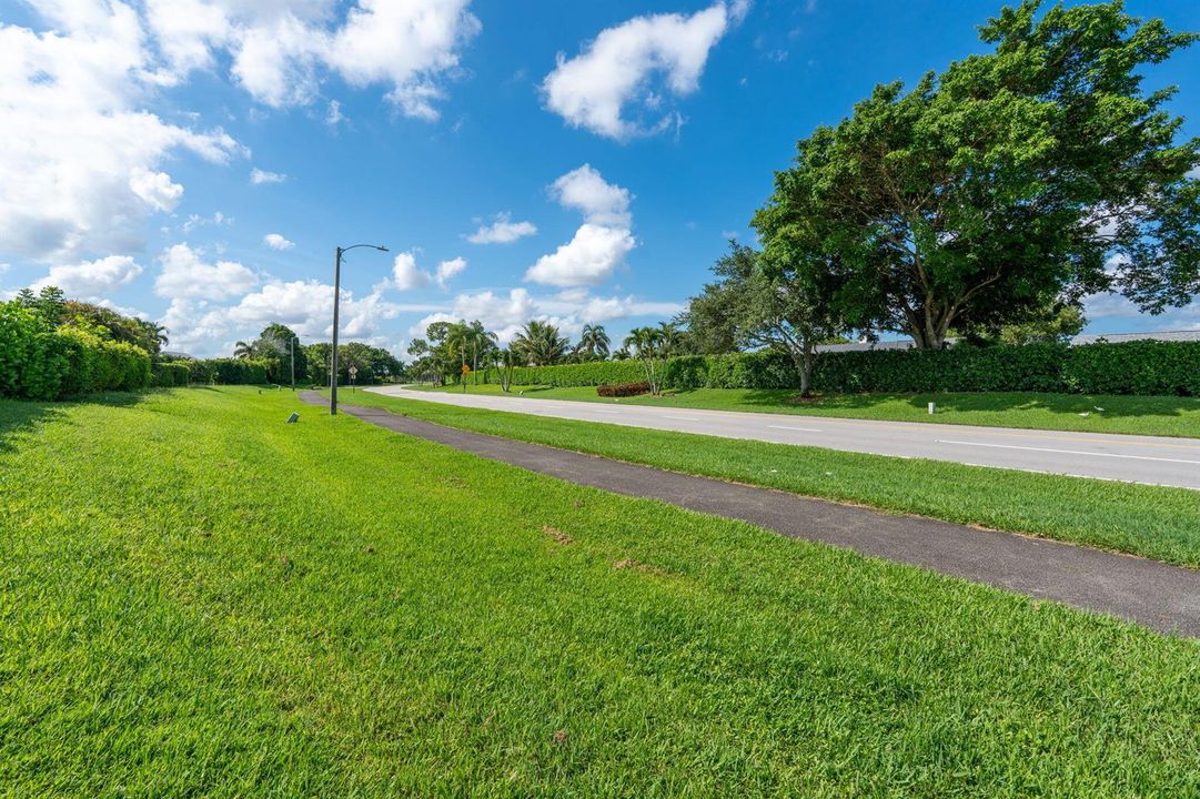 50-web-or-mls-A7408278