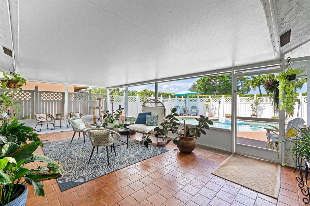 35-web-or-mls-A7408404