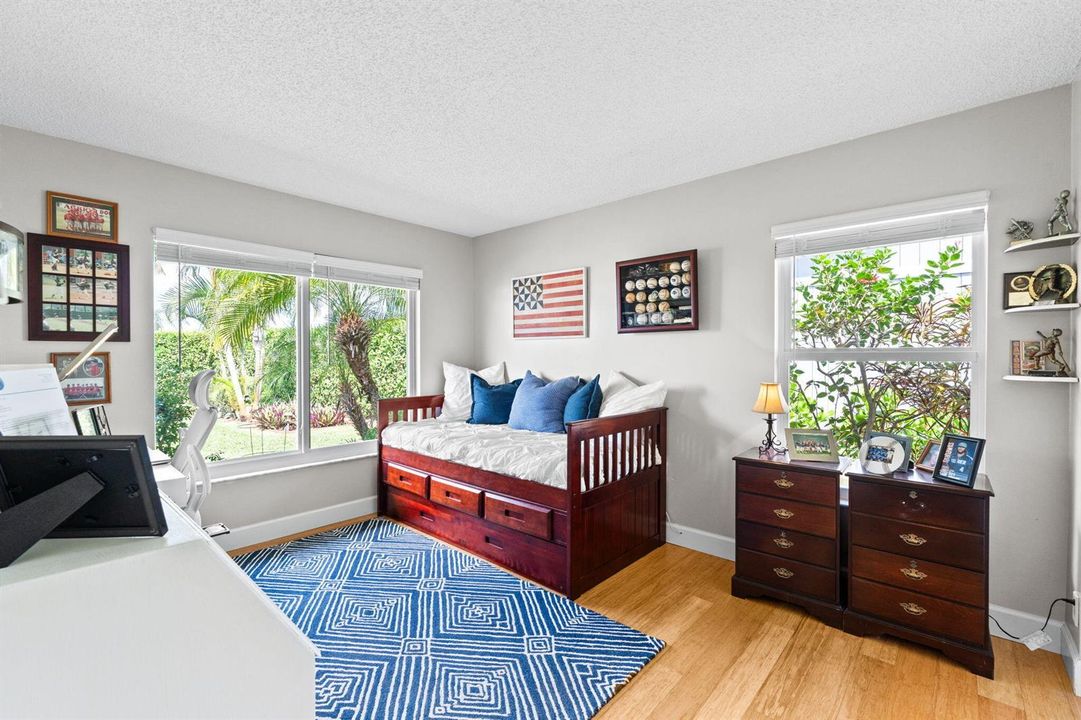 31-web-or-mls-A7408398