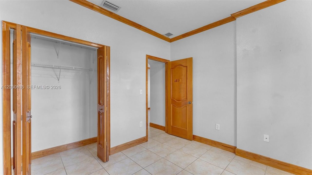 En Renta: $2,950 (3 camas, 2 baños, 1182 Pies cuadrados)