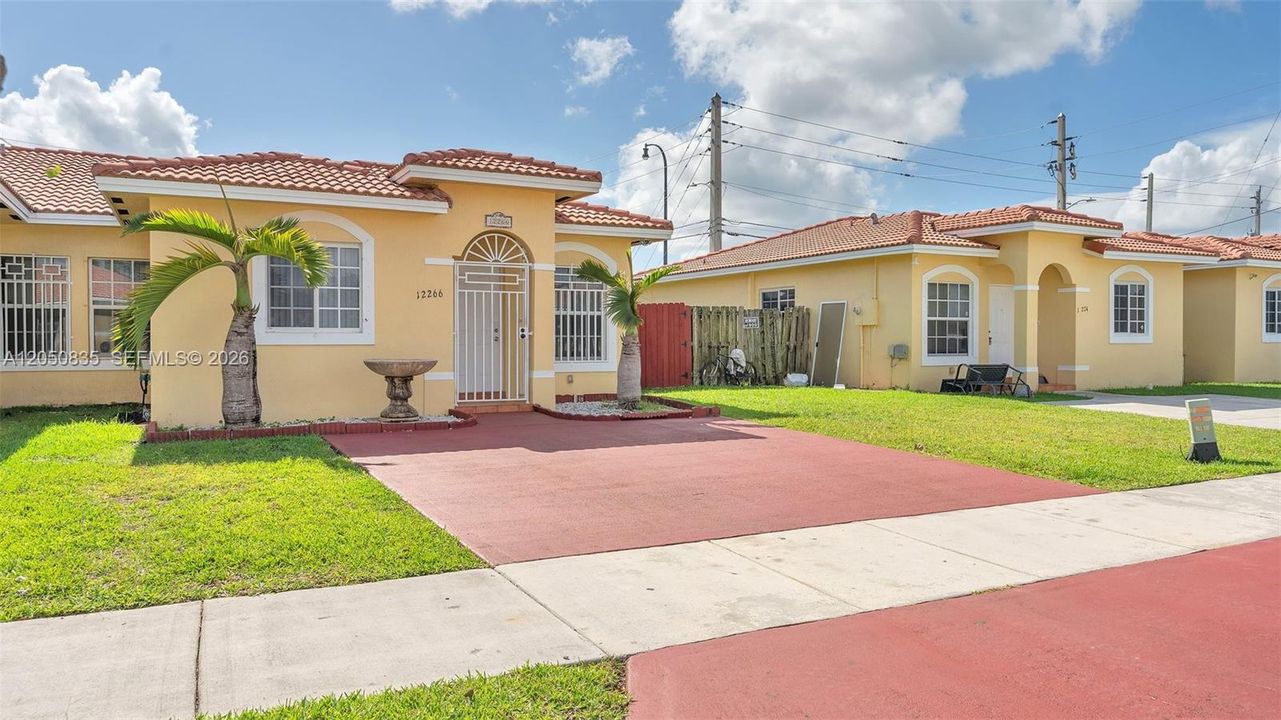 En Renta: $2,950 (3 camas, 2 baños, 1182 Pies cuadrados)