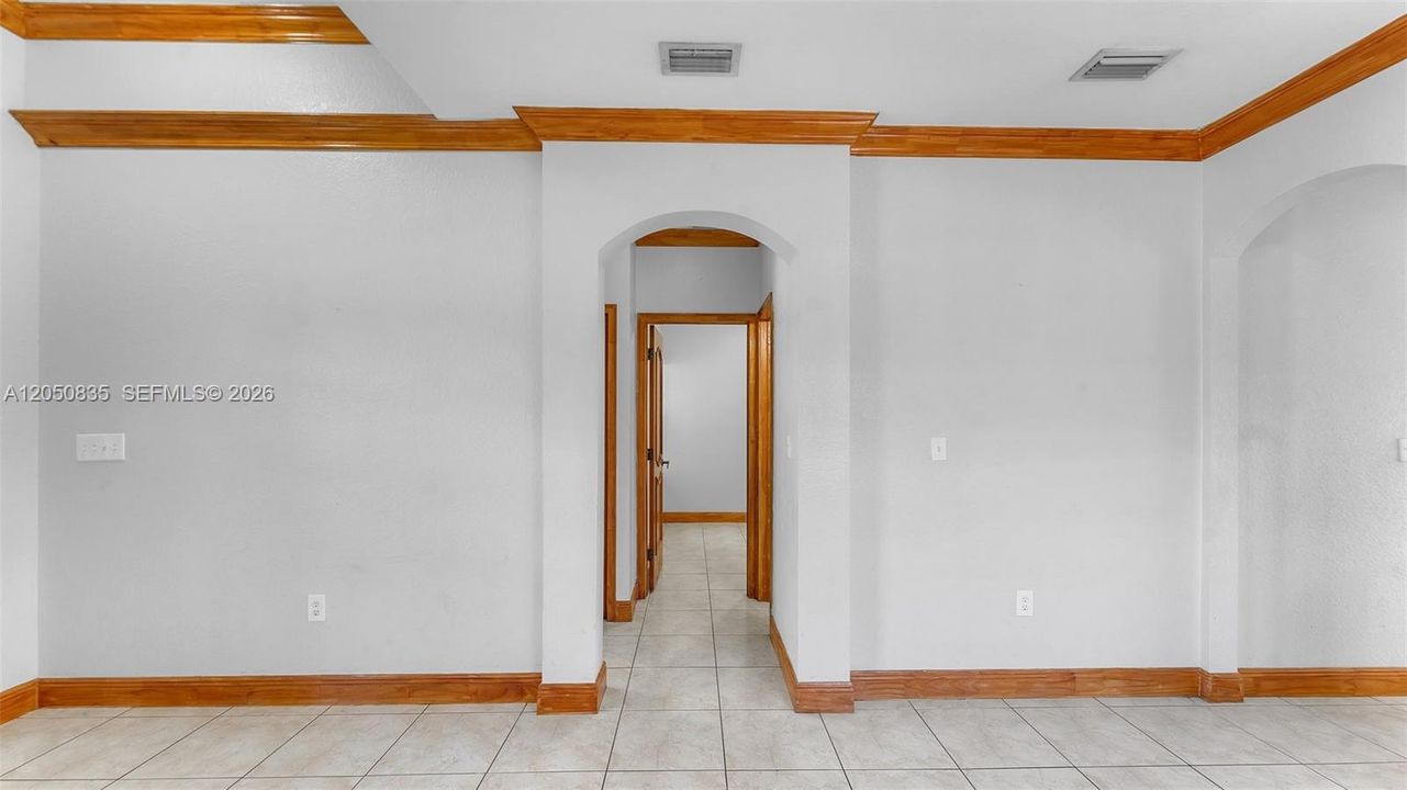 En Renta: $2,950 (3 camas, 2 baños, 1182 Pies cuadrados)