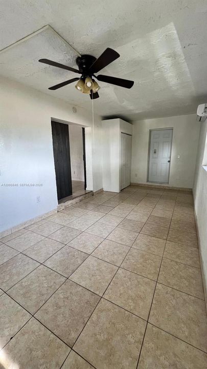 В аренду: $2,850 (5 спален, 2 ванн, 1400 Квадратных фут)