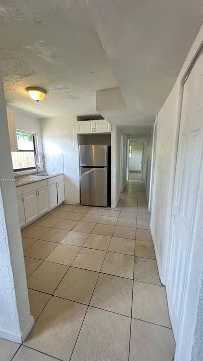 В аренду: $2,850 (5 спален, 2 ванн, 1400 Квадратных фут)