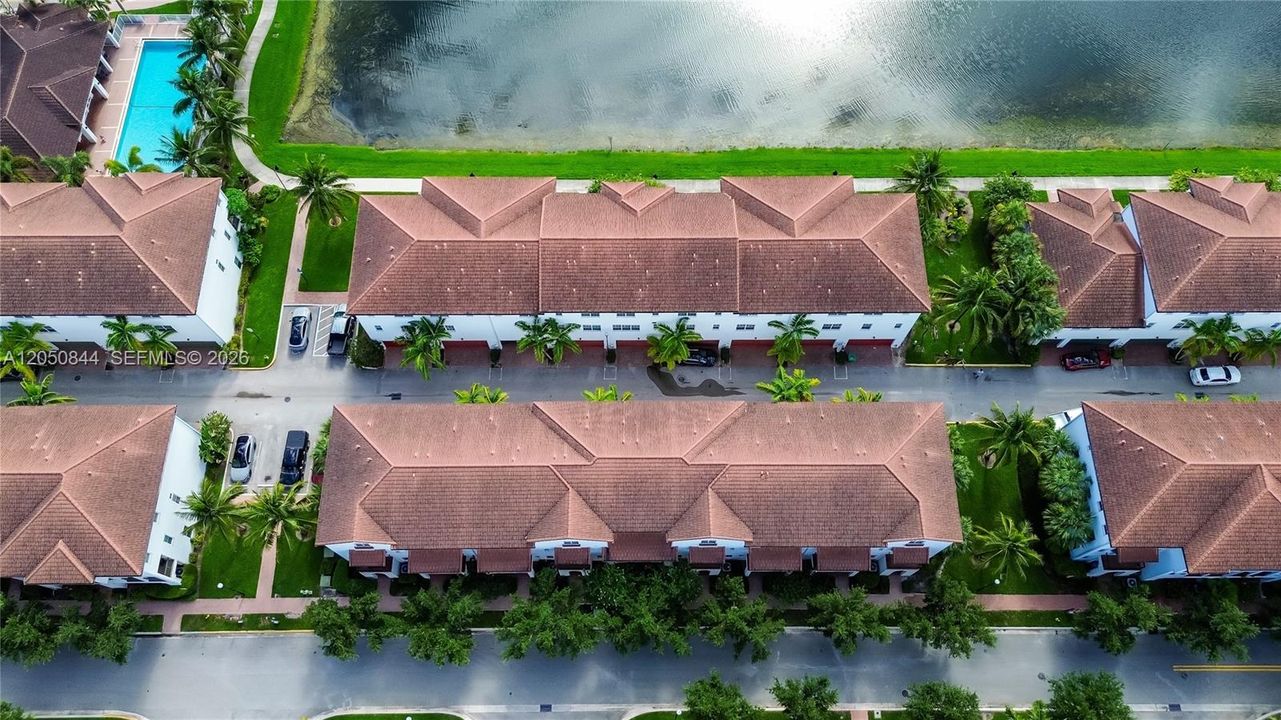 На продажу: $520,000 (3 спален, 3 ванн, 2000 Квадратных фут)