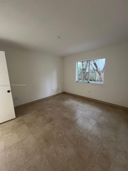 For Sale: $220,000 (3 beds, 2 baths, 1099 Square Feet)