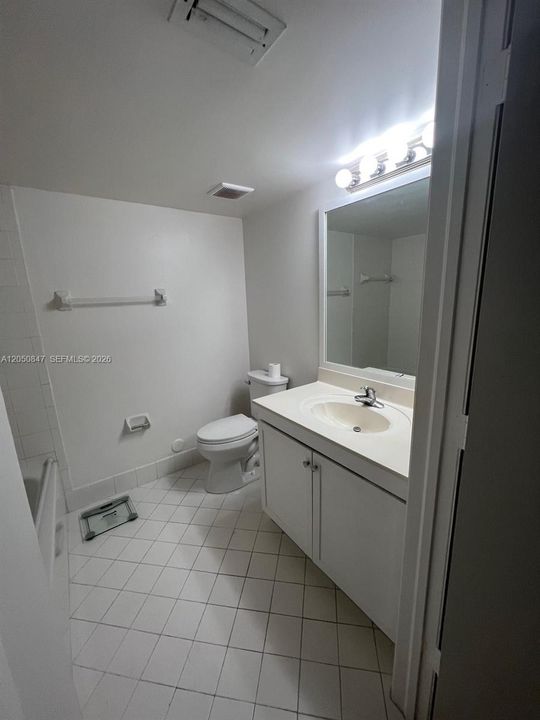 For Sale: $220,000 (3 beds, 2 baths, 1099 Square Feet)