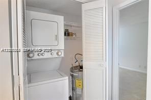 For Rent: $2,400 (2 beds, 2 baths, 1099 Square Feet)
