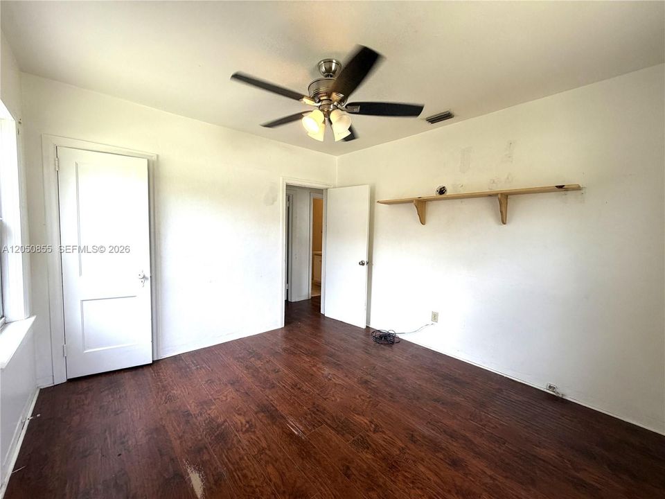 corner bedroom