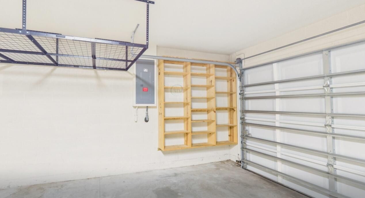 Garage 6