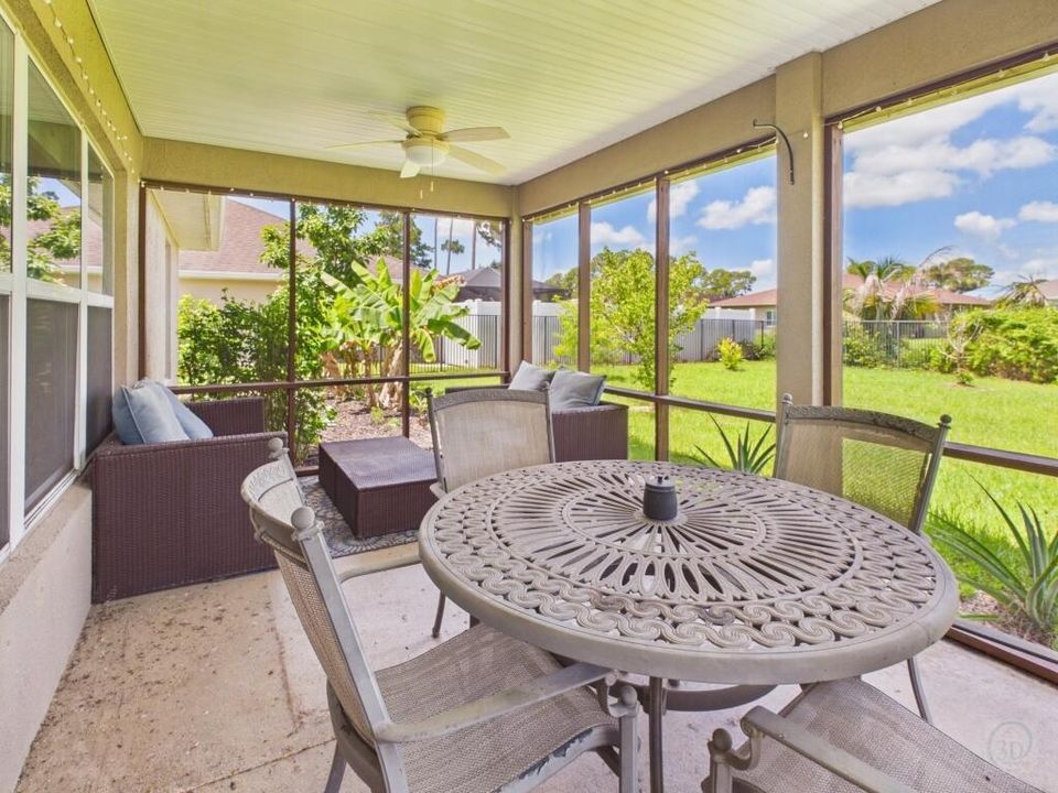 Screened Patio 2