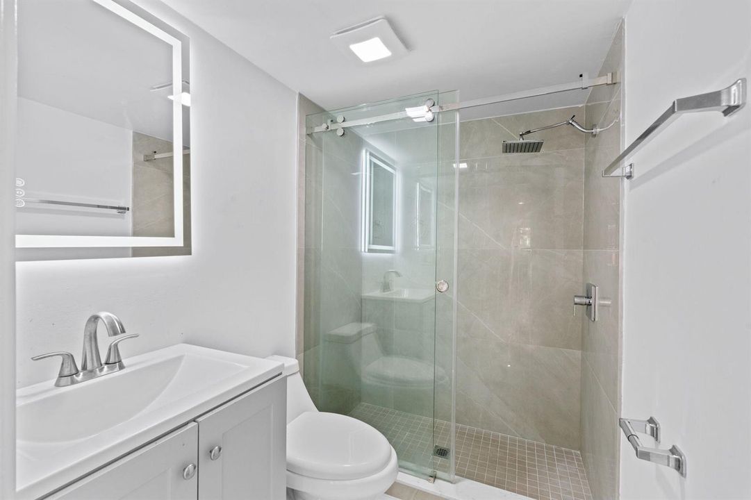 30-web-or-mls-A7403842