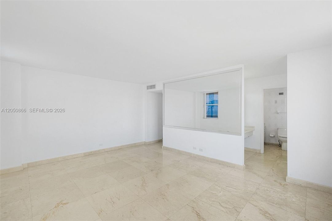 For Sale: $825,000 (2 beds, 2 baths, 1667 Square Feet)
