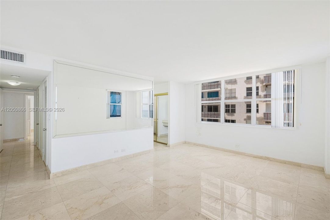 For Sale: $825,000 (2 beds, 2 baths, 1667 Square Feet)