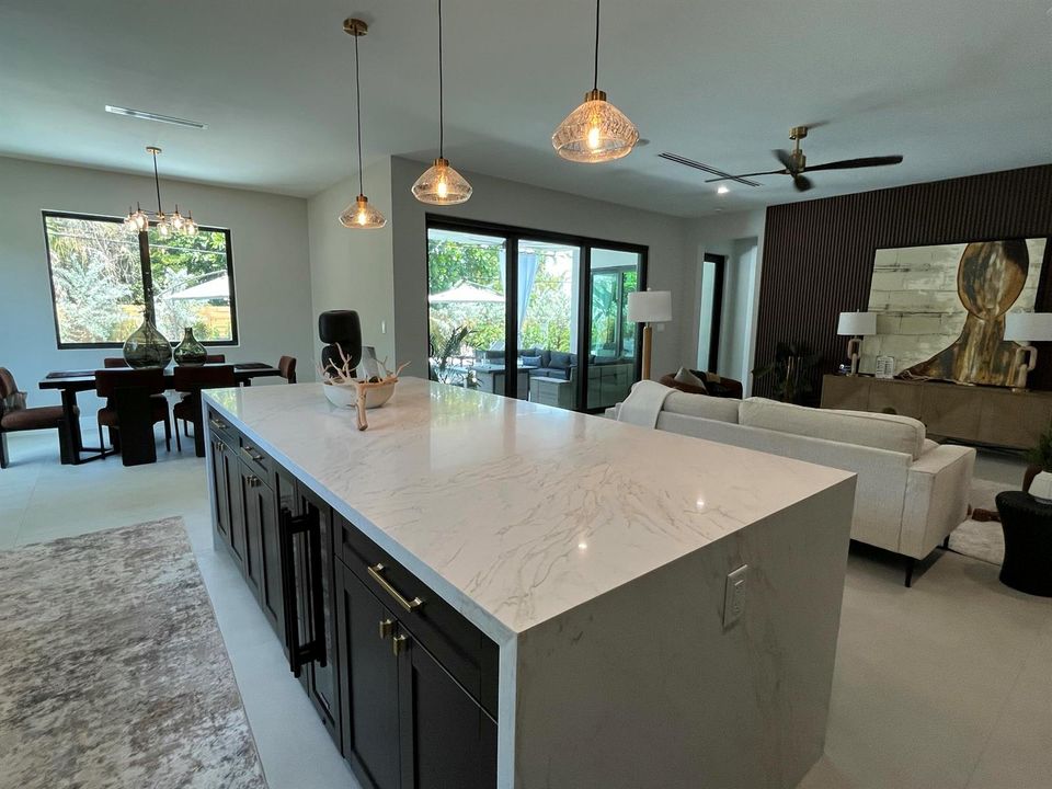 Kitchen-Island