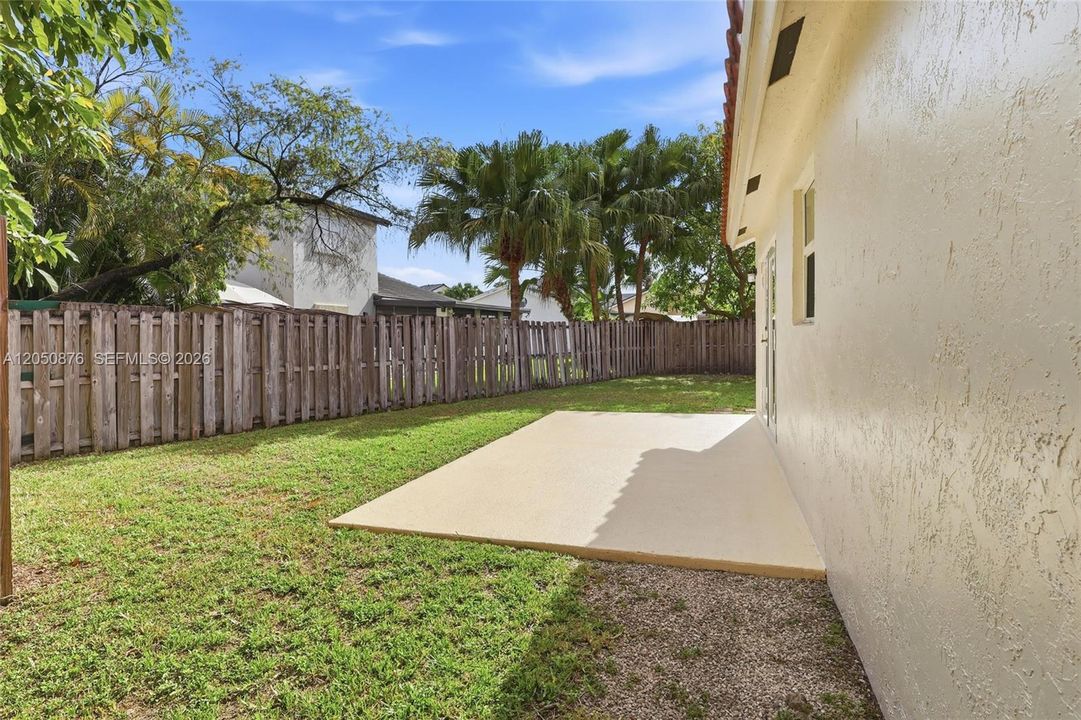 For Sale: $649,900 (3 beds, 2 baths, 1388 Square Feet)