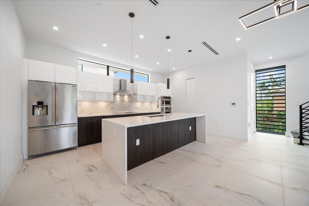 KITCHEN 2