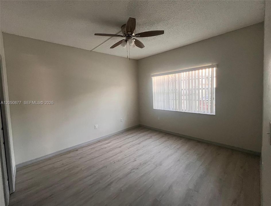 For Rent: $2,600 (3 beds, 2 baths, 1093 Square Feet)