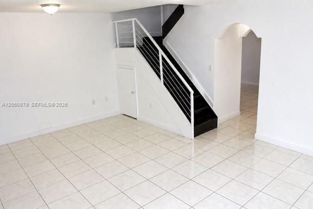 En Renta: $2,400 (3 camas, 2 baños, 1340 Pies cuadrados)