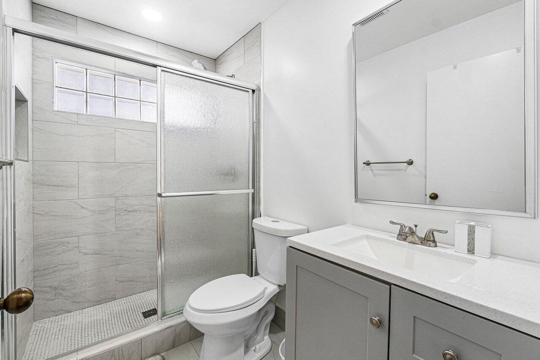 031-7835SpringfieldLakeDrive-LakeWorth-F