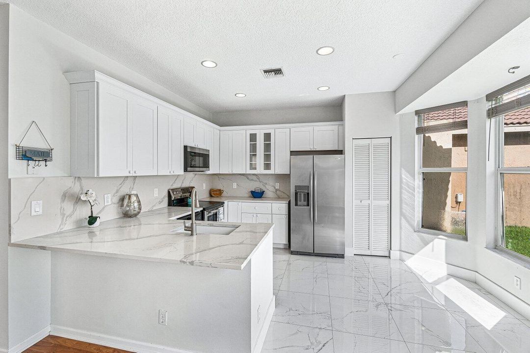 013-7835SpringfieldLakeDrive-LakeWorth-F