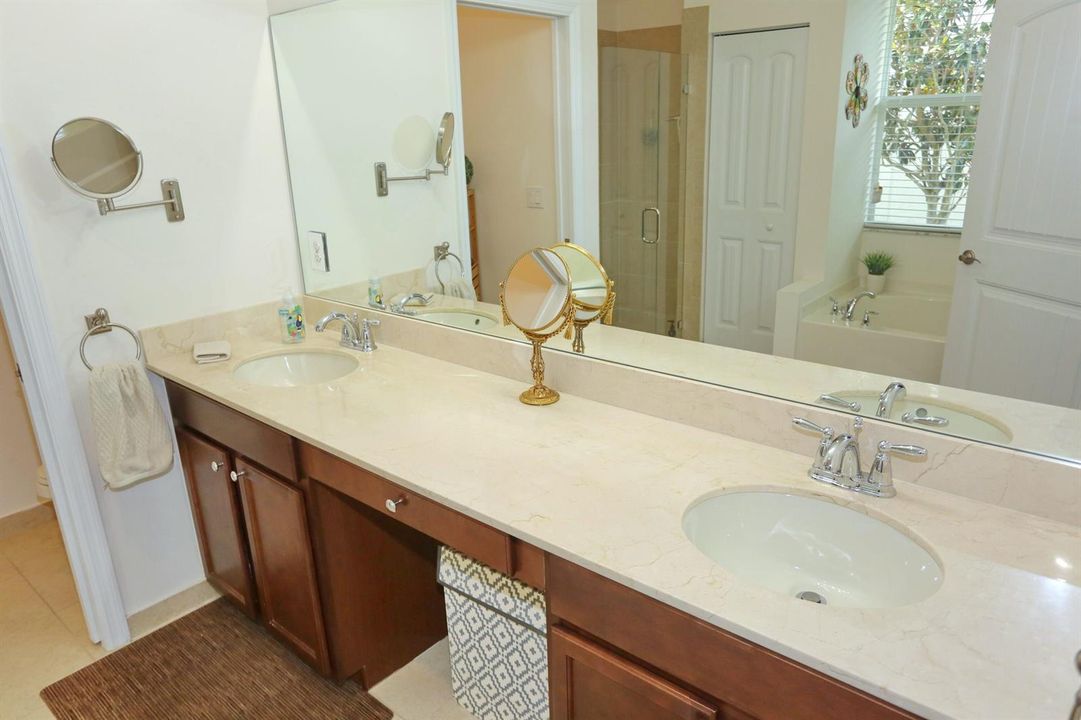 DUAL SINKS