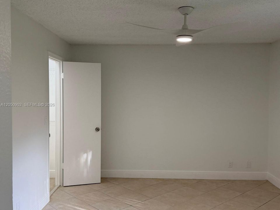 For Rent: $2,190 (2 beds, 2 baths, 1065 Square Feet)