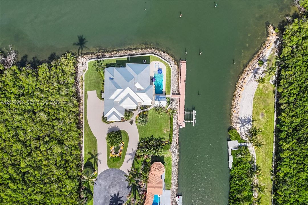 待售: $4,995,000 (5 贝兹, 5 浴室, 4902 平方英尺)