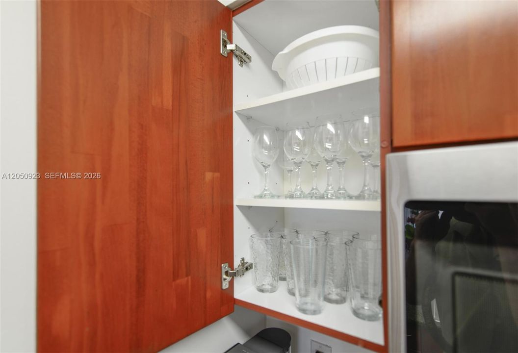 For Rent: $5,500 (3 beds, 2 baths, 1232 Square Feet)