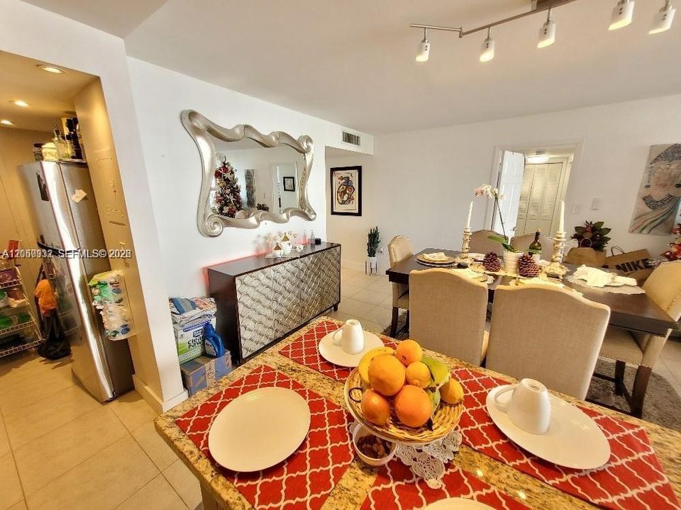 En Renta: $3,000 (2 camas, 2 baños, 1251 Pies cuadrados)