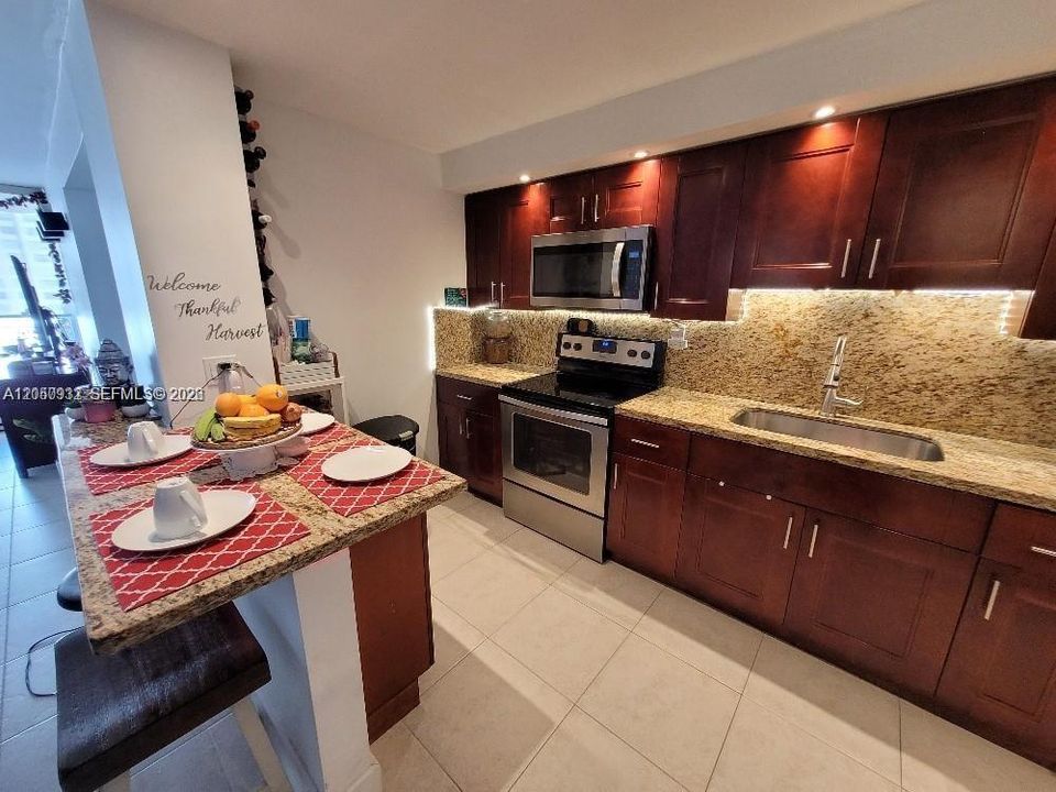 En Renta: $3,000 (2 camas, 2 baños, 1251 Pies cuadrados)