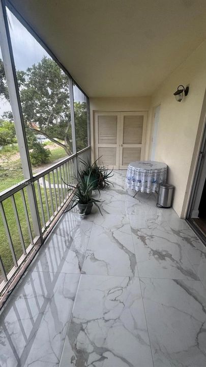В аренду: $2,450 (2 спален, 2 ванн, 847 Квадратных фут)