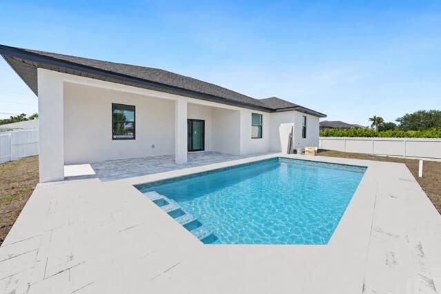 ChatGPT_pool_11_10_38_AM_[2]
