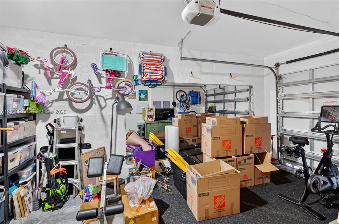 В аренду: $12,000 (4 спален, 4 ванн, 2988 Квадратных фут)