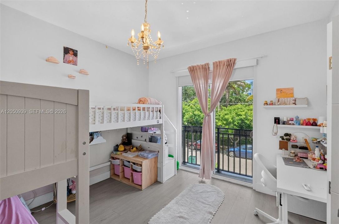 В аренду: $12,000 (4 спален, 4 ванн, 2988 Квадратных фут)