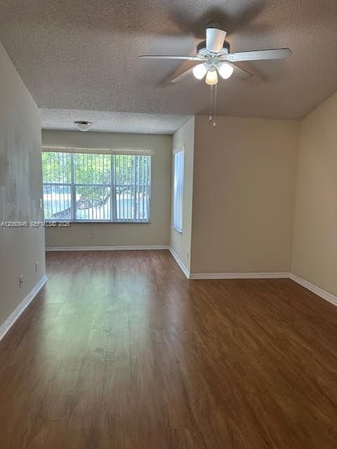 For Rent: $1,800 (1 beds, 1 baths, 743 Square Feet)