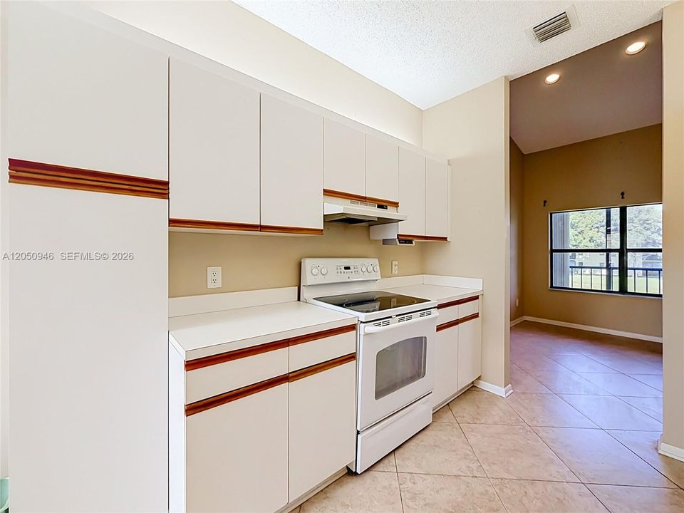 For Sale: $210,000 (3 beds, 2 baths, 1846 Square Feet)