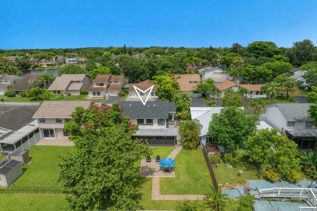 На продажу: $600,000 (3 спален, 2 ванн, 1958 Квадратных фут)