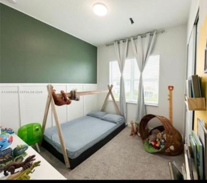 En Venta: $649,900 (4 camas, 3 baños, 2165 Pies cuadrados)
