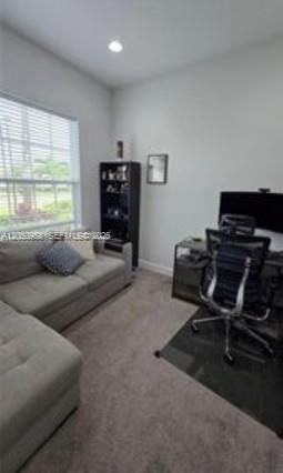 En Venta: $649,900 (4 camas, 3 baños, 2165 Pies cuadrados)