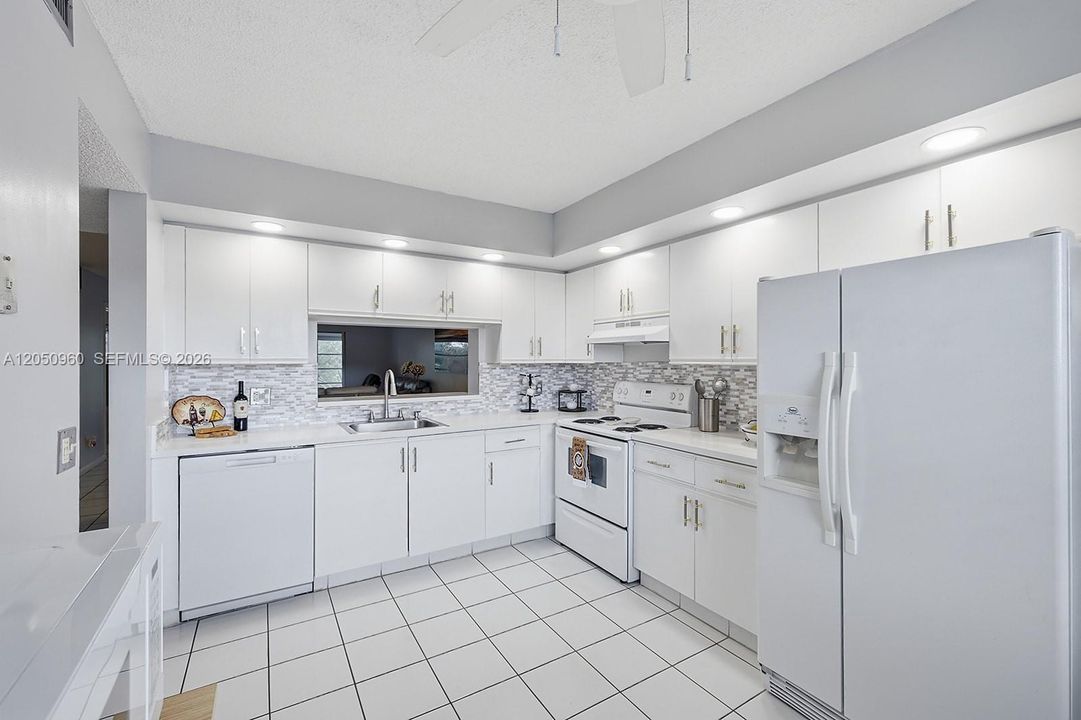 En Venta: $249,900 (2 camas, 2 baños, 1192 Pies cuadrados)