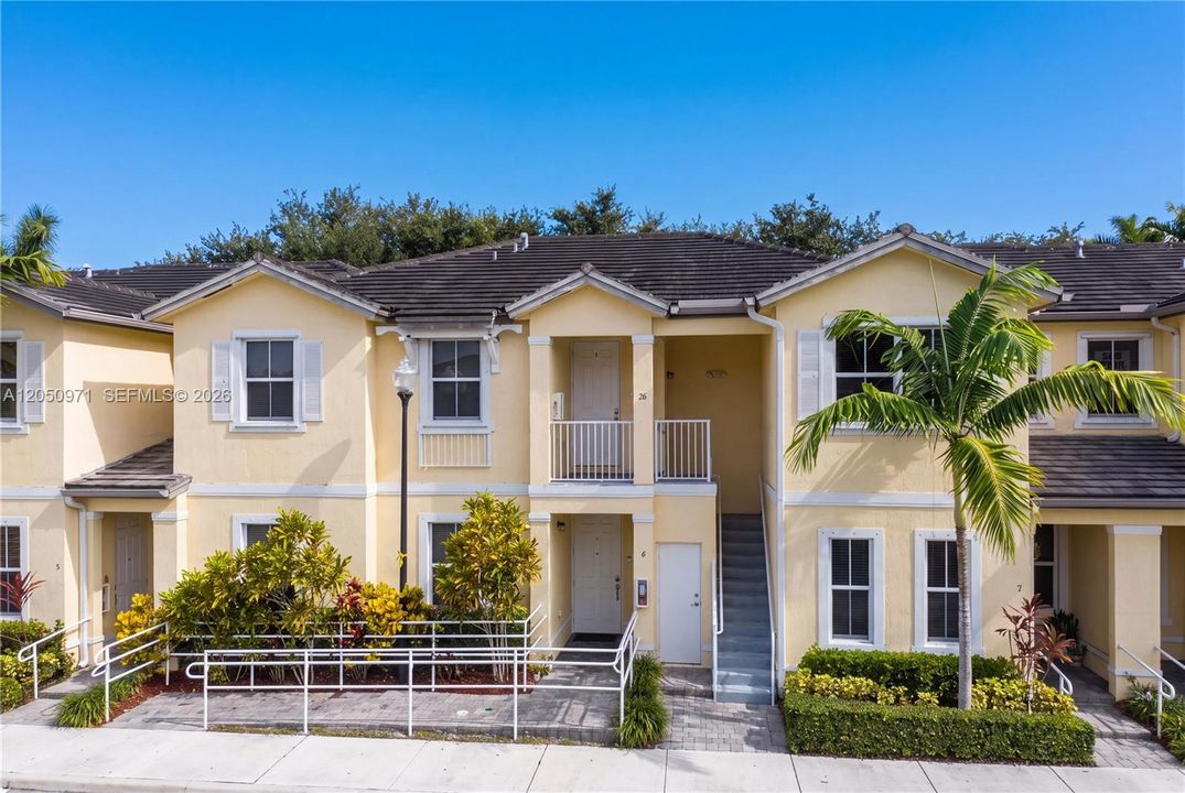 For Sale: $299,000 (3 beds, 2 baths, 1151 Square Feet)