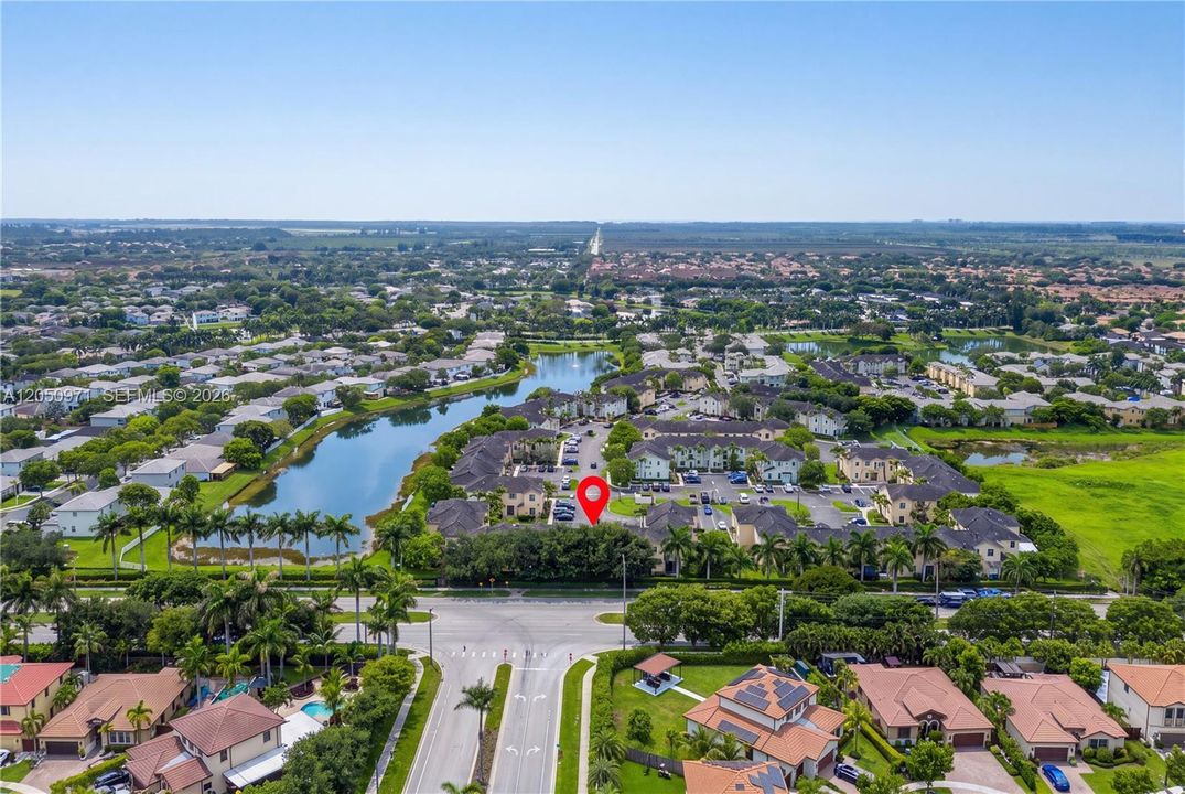 For Sale: $299,000 (3 beds, 2 baths, 1151 Square Feet)