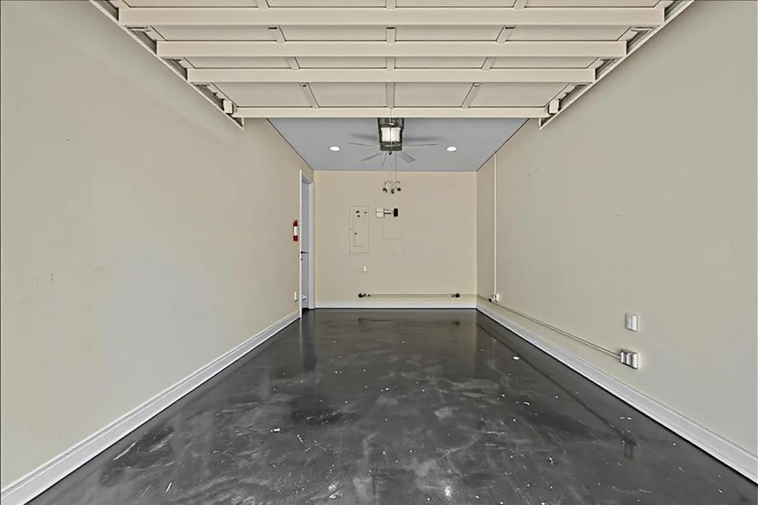 Private 1 car Garage