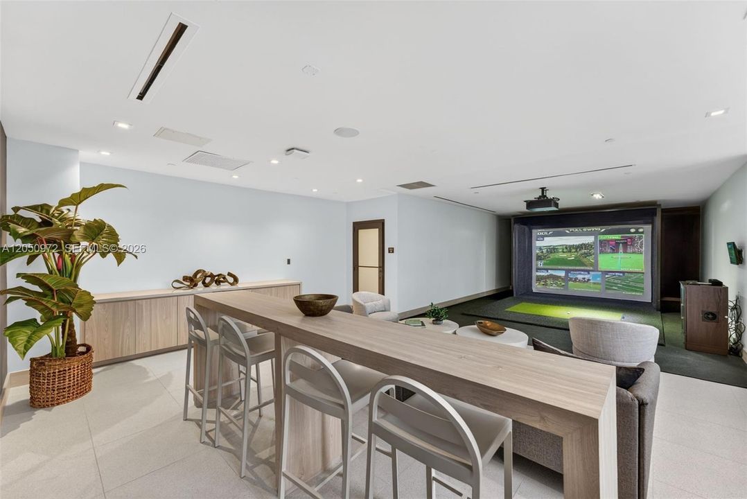 For Sale: $435,000 (0 beds, 1 baths, 392 Square Feet)