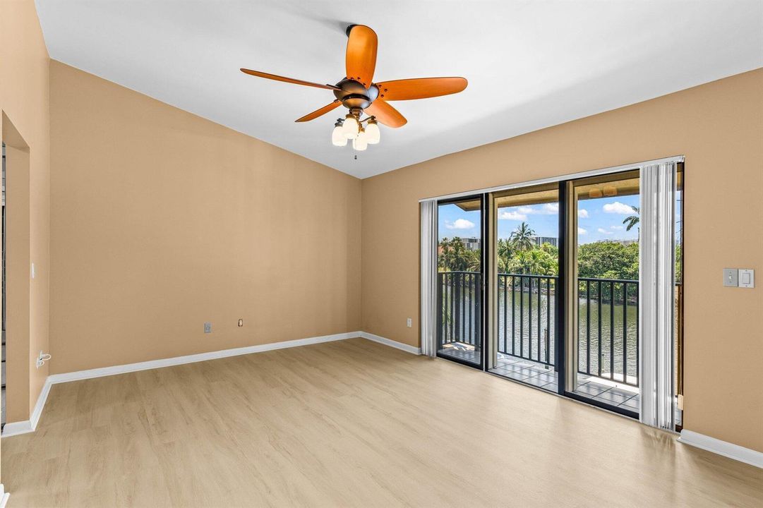 019-210CaptainsWalk-711-DelrayBeach-FL-3