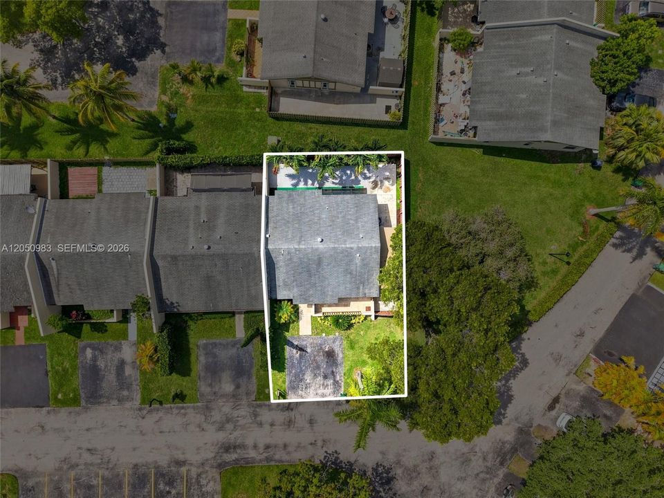 For Sale: $470,000 (3 beds, 1 baths, 1015 Square Feet)